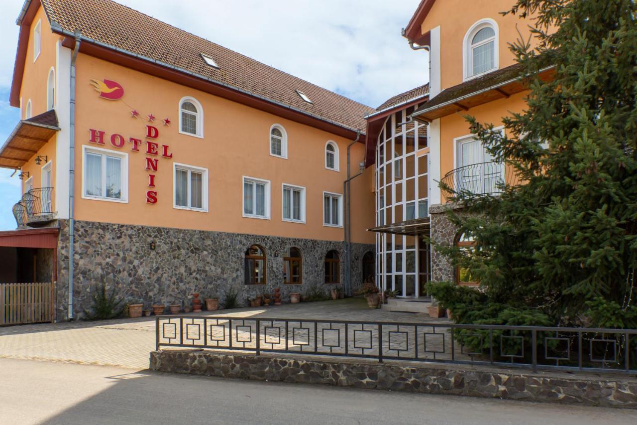 Hotel Denis Daneş Εξωτερικό φωτογραφία