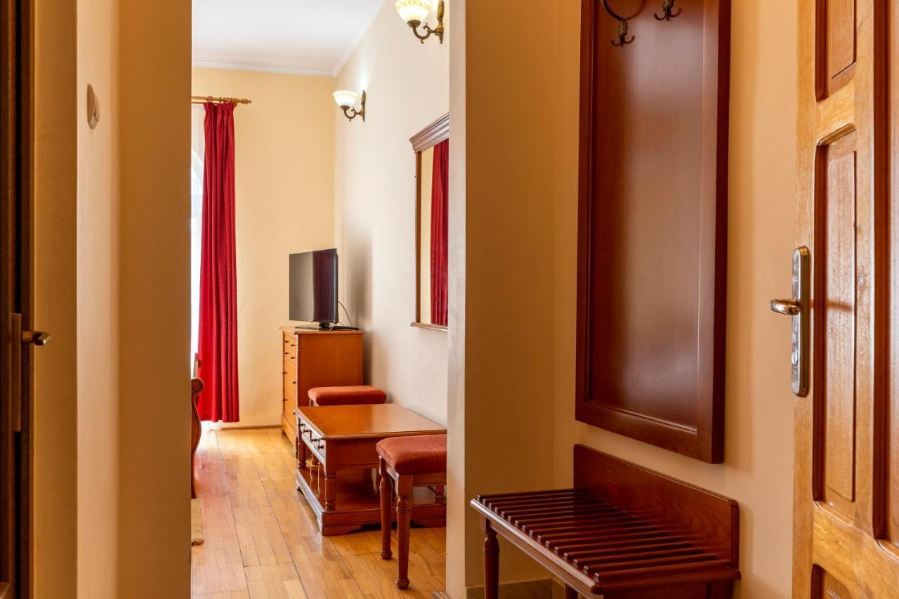 Hotel Denis Daneş Εξωτερικό φωτογραφία