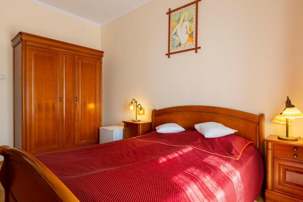 Hotel Denis Daneş Εξωτερικό φωτογραφία