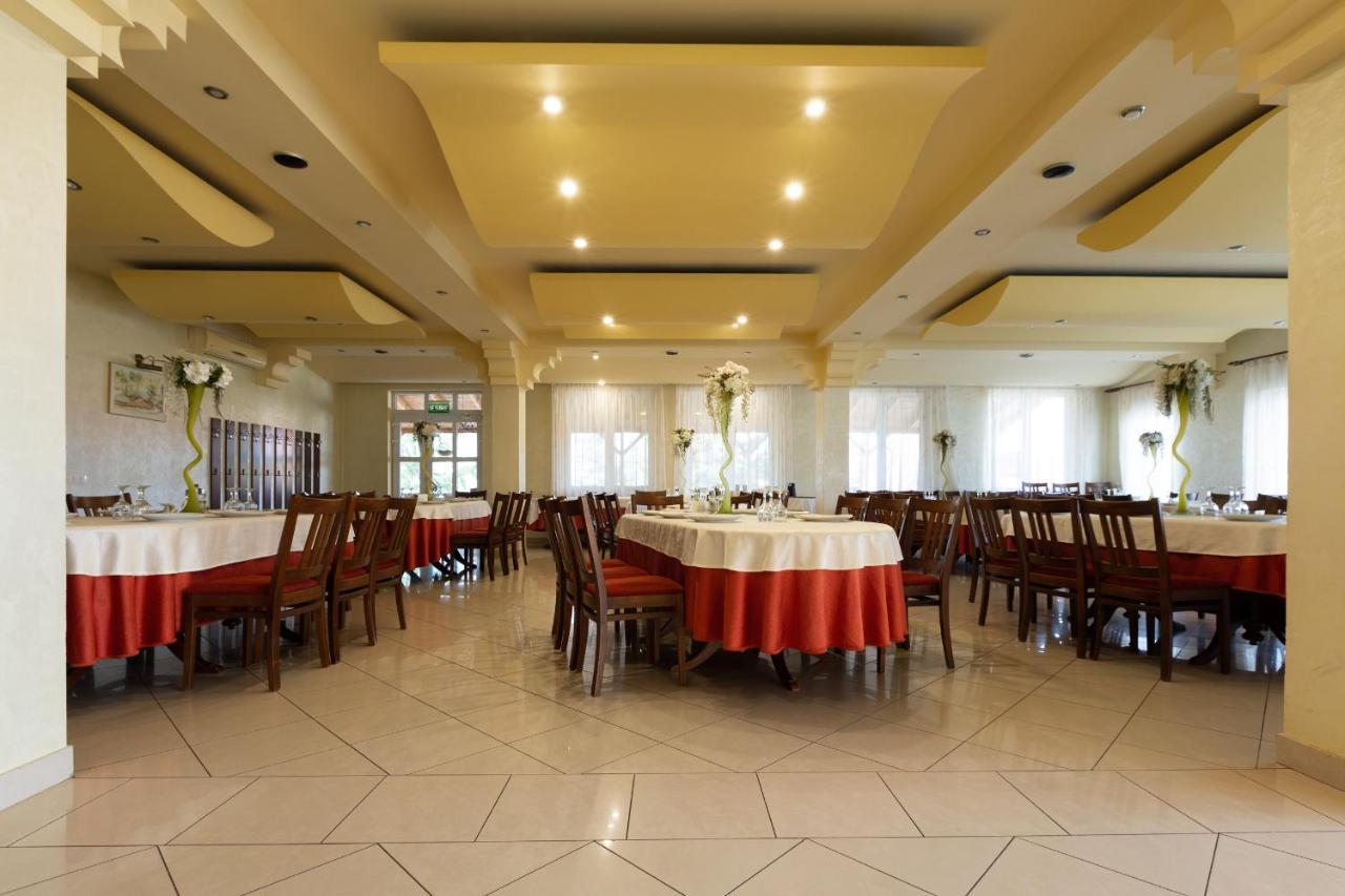 Hotel Denis Daneş Εξωτερικό φωτογραφία